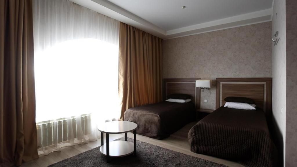 Hotel Fessla Костанай Экстерьер фото