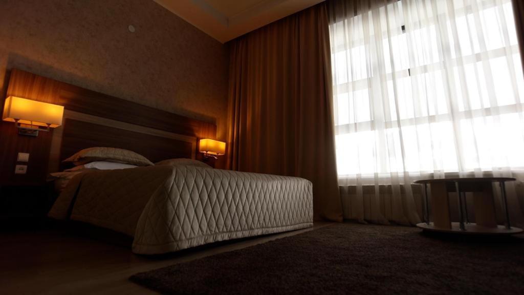 Hotel Fessla Костанай Экстерьер фото