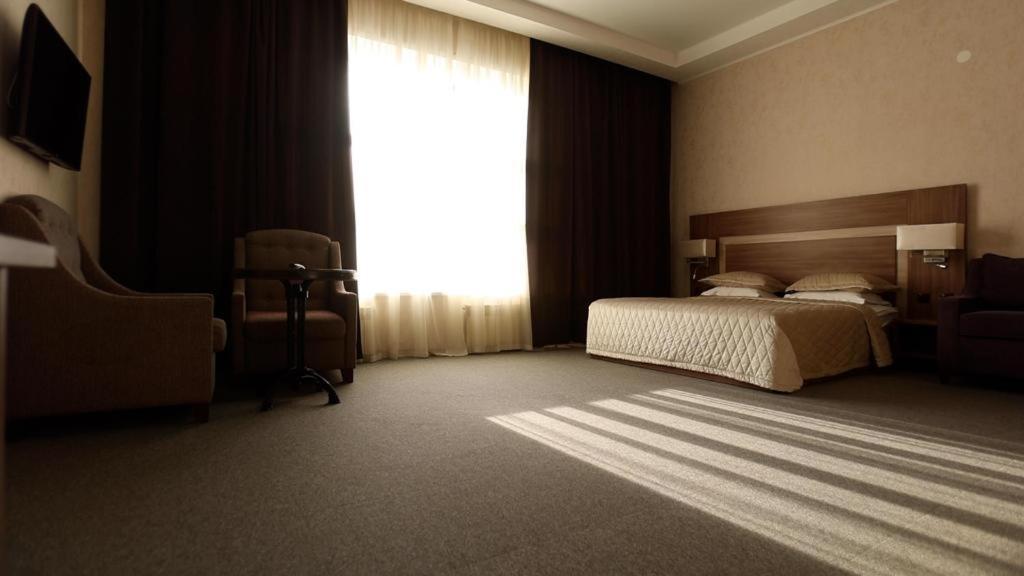 Hotel Fessla Костанай Экстерьер фото